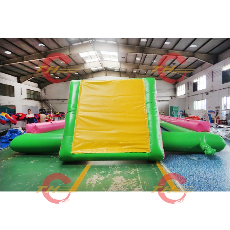 New Inflatable Football Field Soccer Pitch Water Beach Soccer for Rent