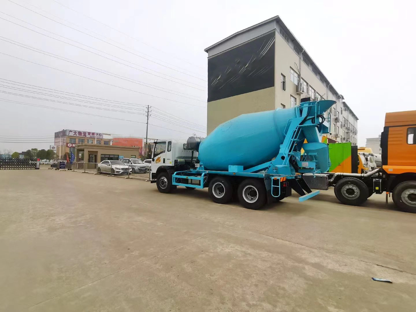 HOWO 8m3 Concrete Mixer Truck Cement Drum Tanker Construction Truck