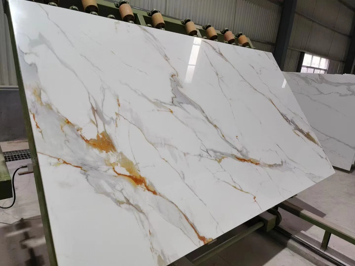 Crystal White Crystallized Glass Marble for Countertop