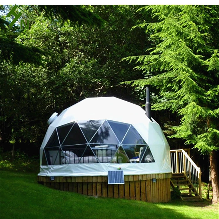 Dôme de 8m camping de luxe avec de grandes baies fenêtre claire et solaire ventilateur d'échappement