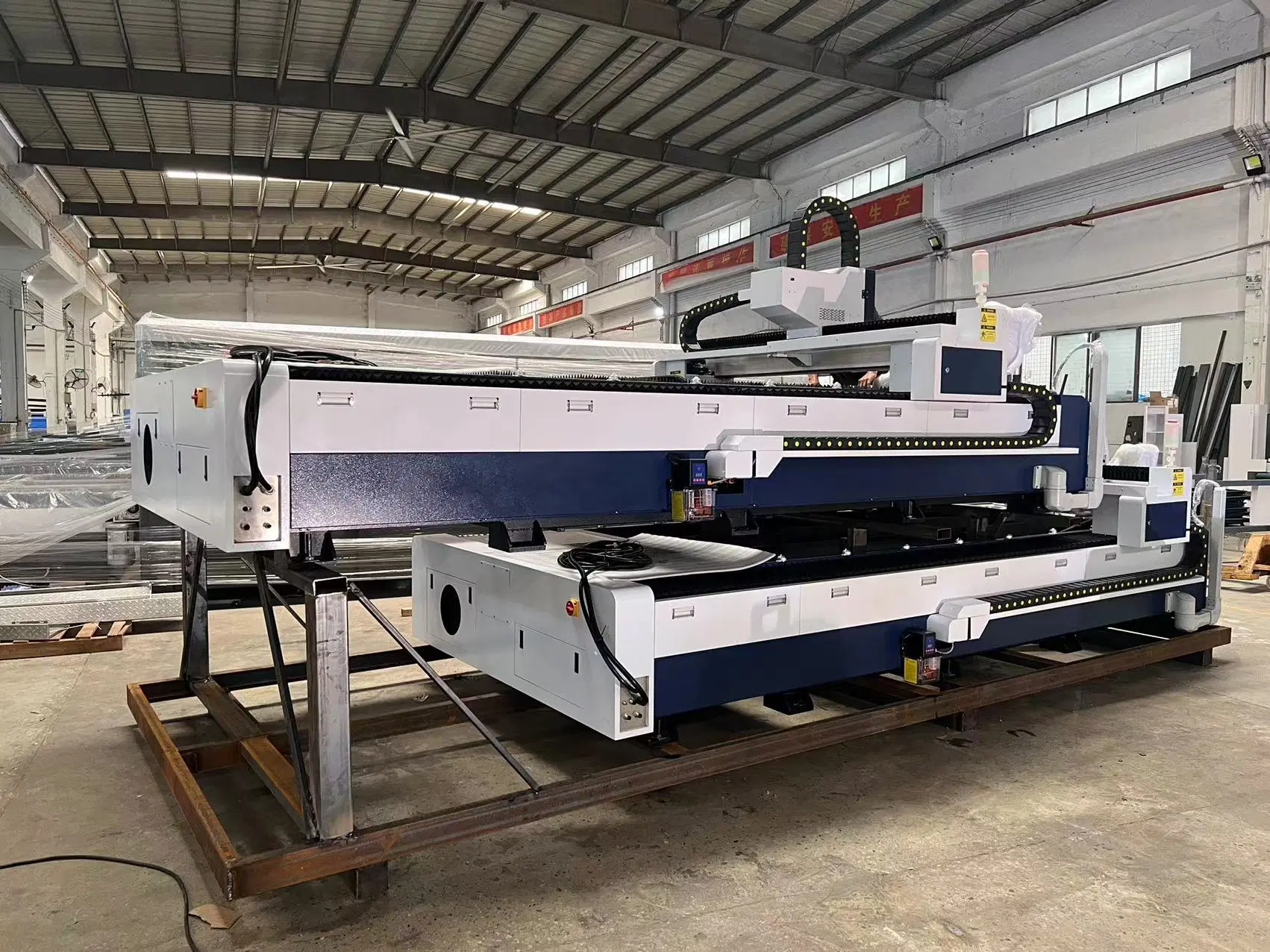 OEM/ODM China Manufacturer Fiber Laser Metal Cutting Machine Price Stainless Steel Aluminium