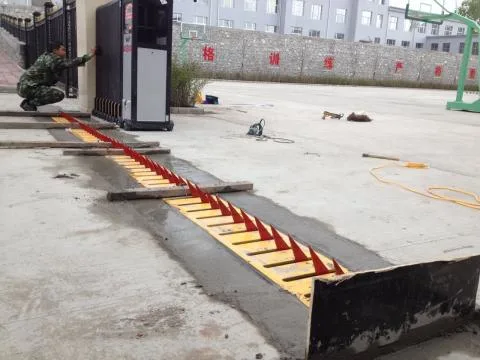 Porte-pneus à montage encastré extra-robuste pour contrôle d'entrée