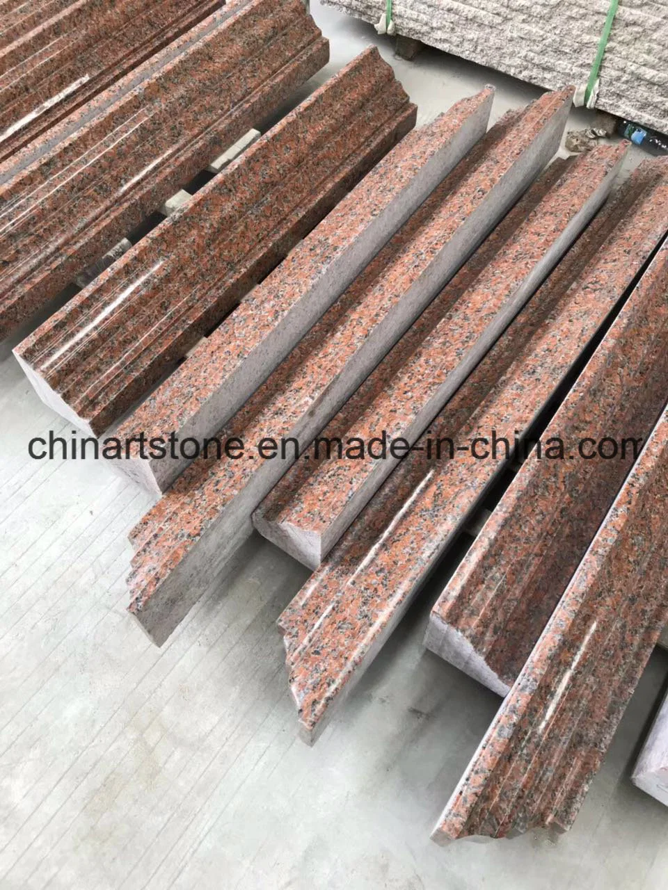 Chinese Maple Red Granite Slab and Tile (G562) for Building Decoration