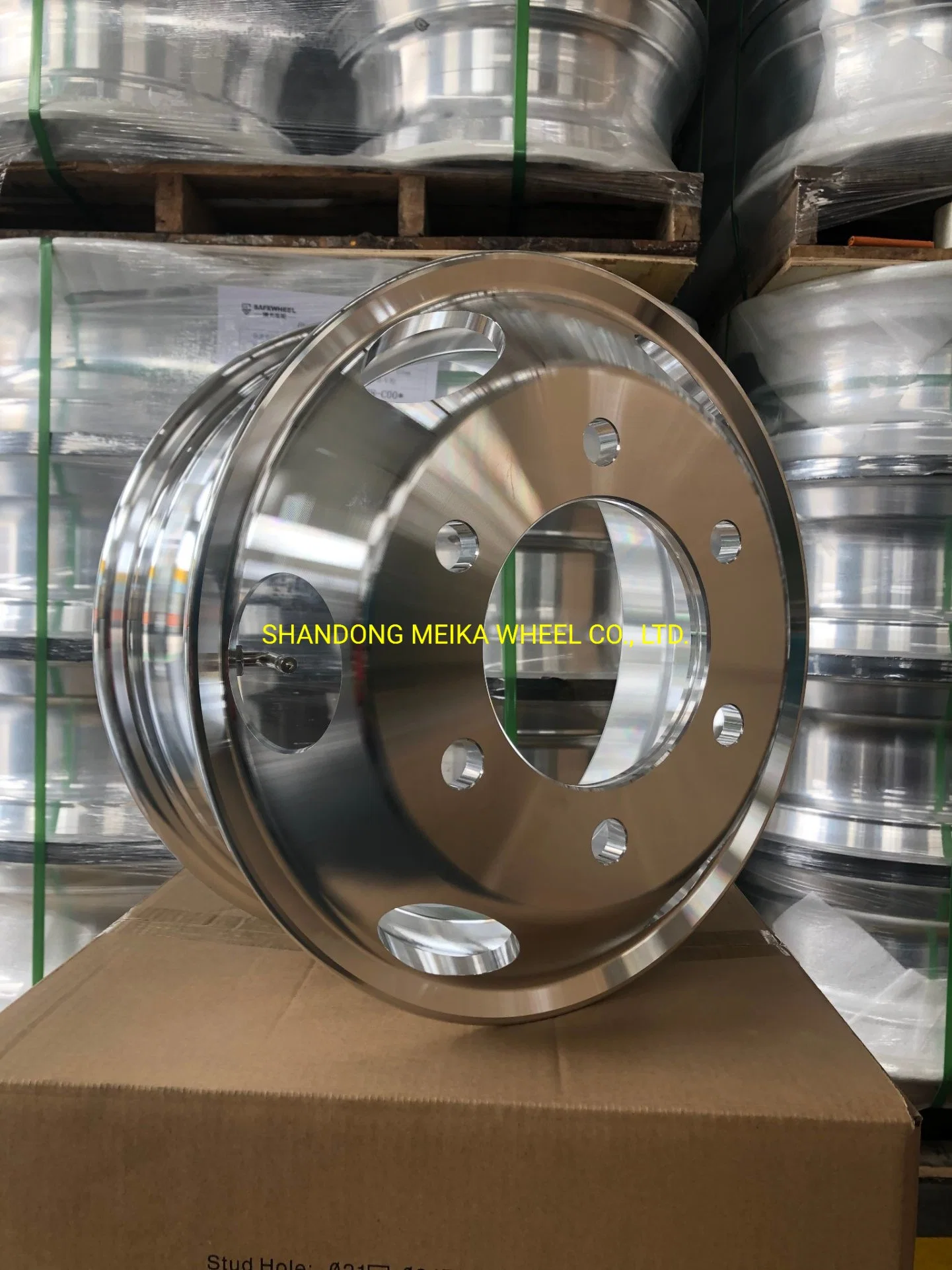 Exports to America, Russia, Europe, Africa Forging Aluminium Alloy Wheels Hub Truck 16.0X6.0