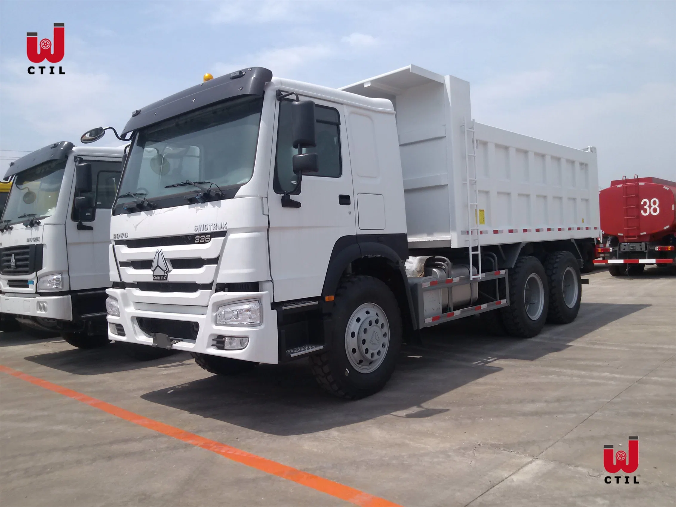 Sinotruk HOWO 6X4 LHD/Rhd Heavy Duty Dump Truck for Sale for Sand and Stones