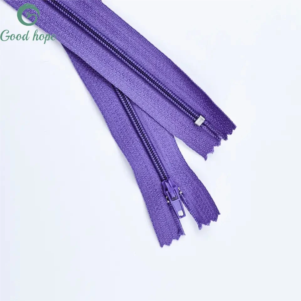 Wholesale/Supplier Custom 3#5#8#10# Colorful Zipper Plastic Nylon Zipper for Garment