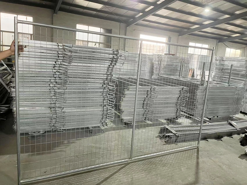 Building Material Metal Safety Traffic Temporary City Road Barrier Portable Security Garden Steel