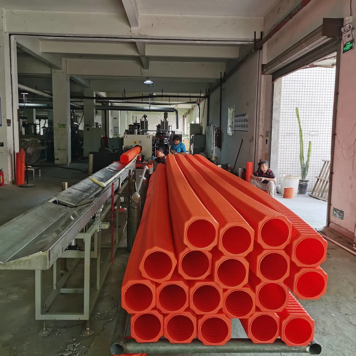 Zhongyuntech Model Zc-180h PP Plastic Double Wall Square/Rectangular/Special-Shaped Corrugated Pipe Making Machine/Extrusion Line