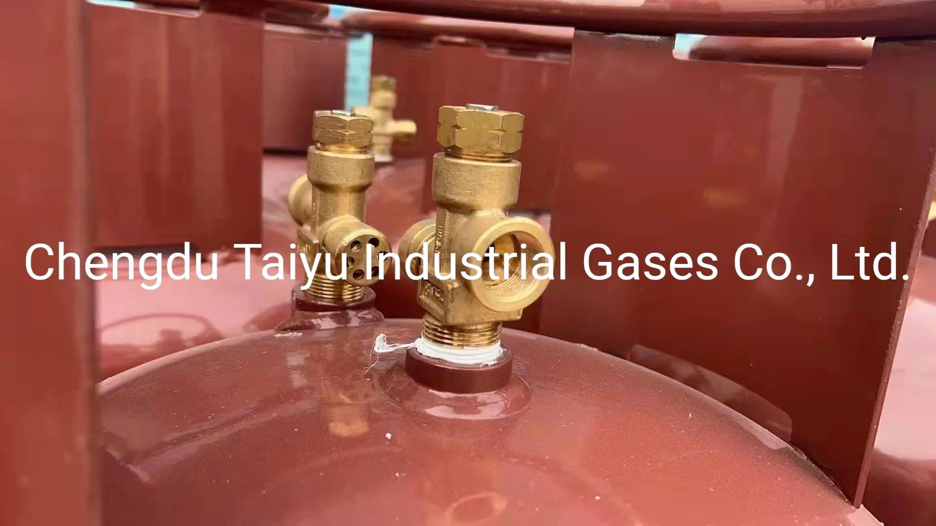 High quality/High cost performance Industrial Grade 40L/ 118L/ 400L/ 800L/ 926L Welded Cylinder Filled Hydrocarbon Gases C2h2/ C3h6/ C4h8/ C3h8/ C4h10/ Butadiene/ Propylene/ Propane