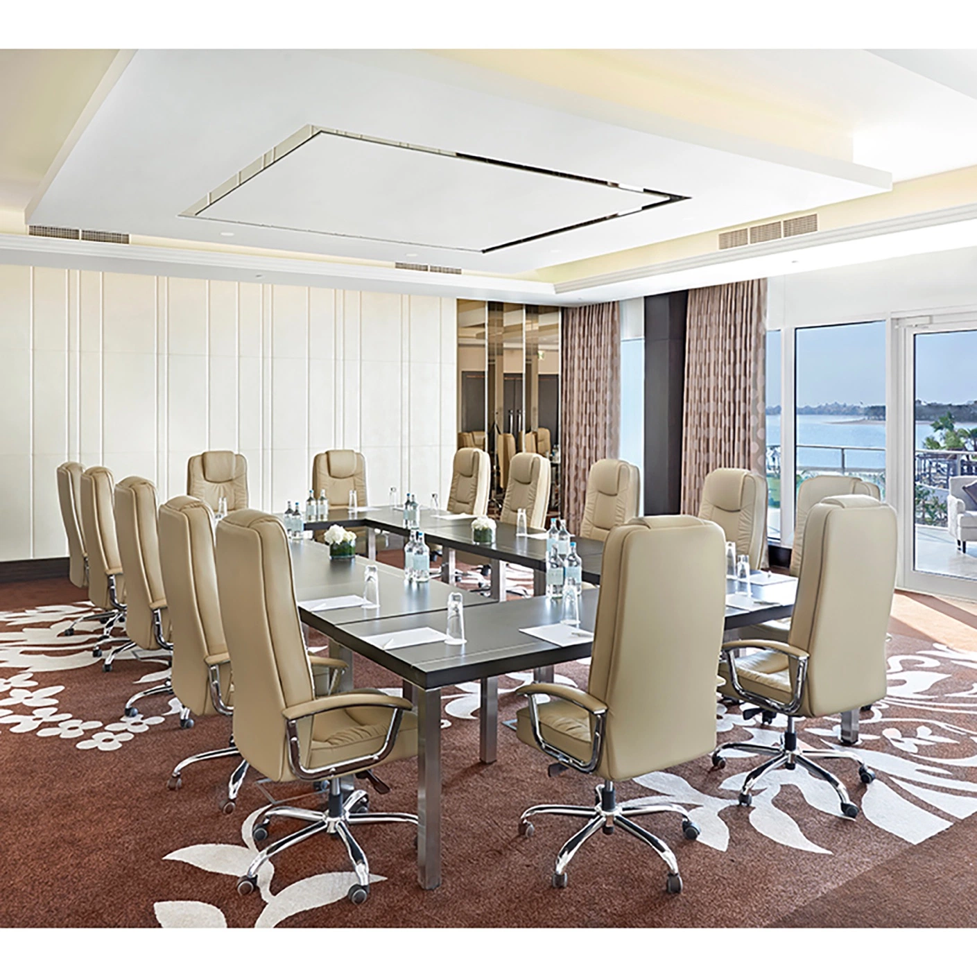 Hotel Meeting Room Furniture with Office Table Chair