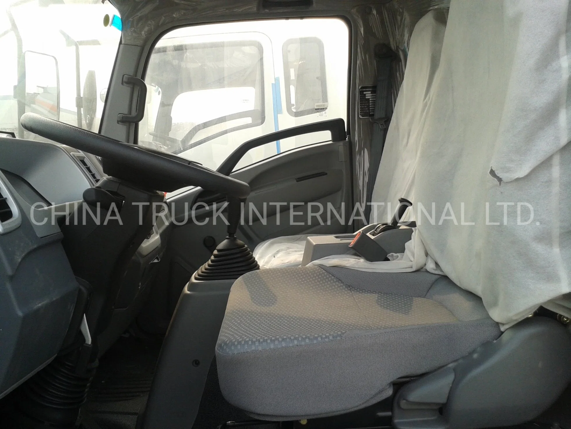 Sinotruk HOWO Euro2 116CV 4X2 camión frigorífico