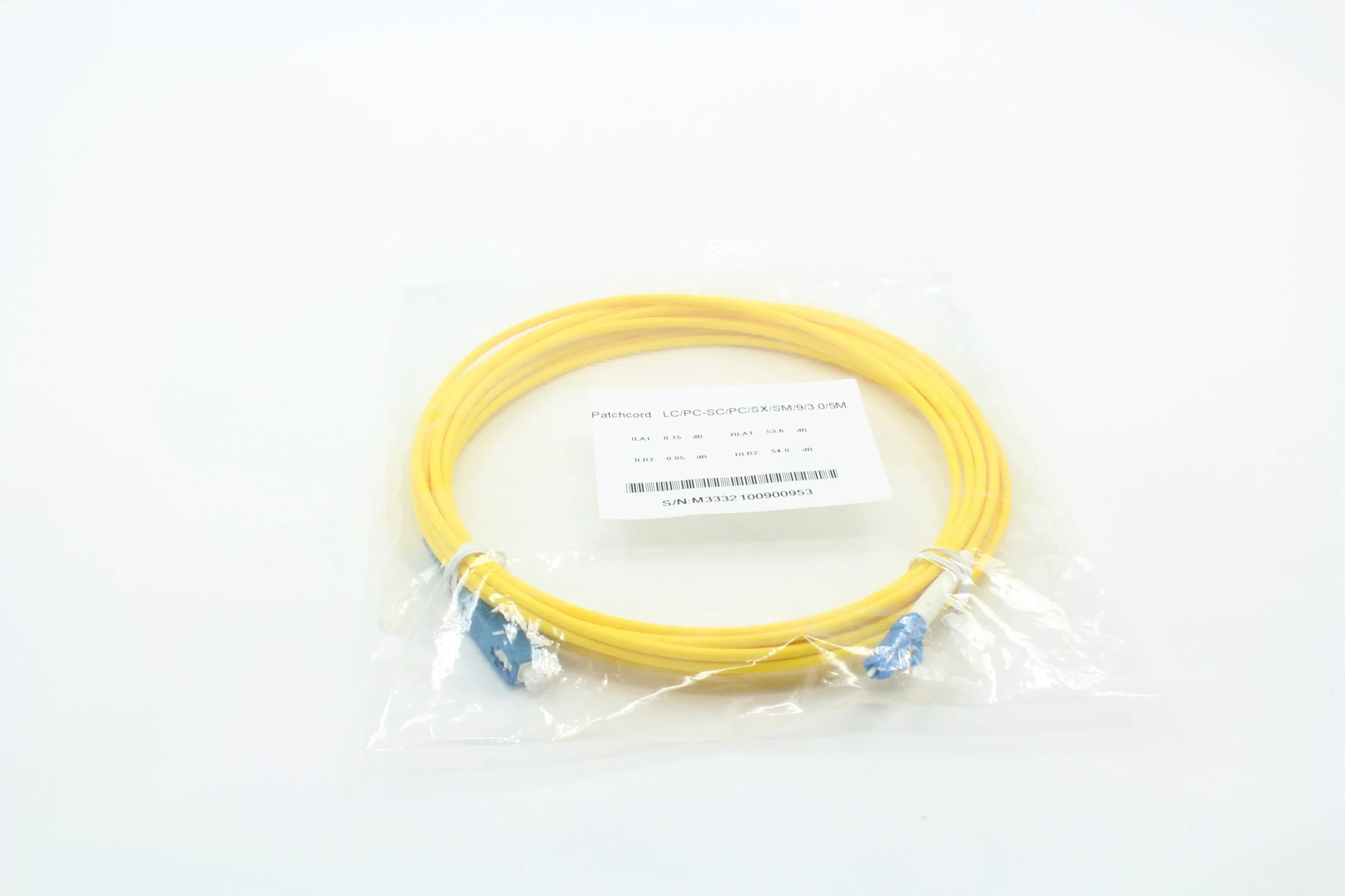 E2000/APC Cable de fibra óptica monomodo Simplex