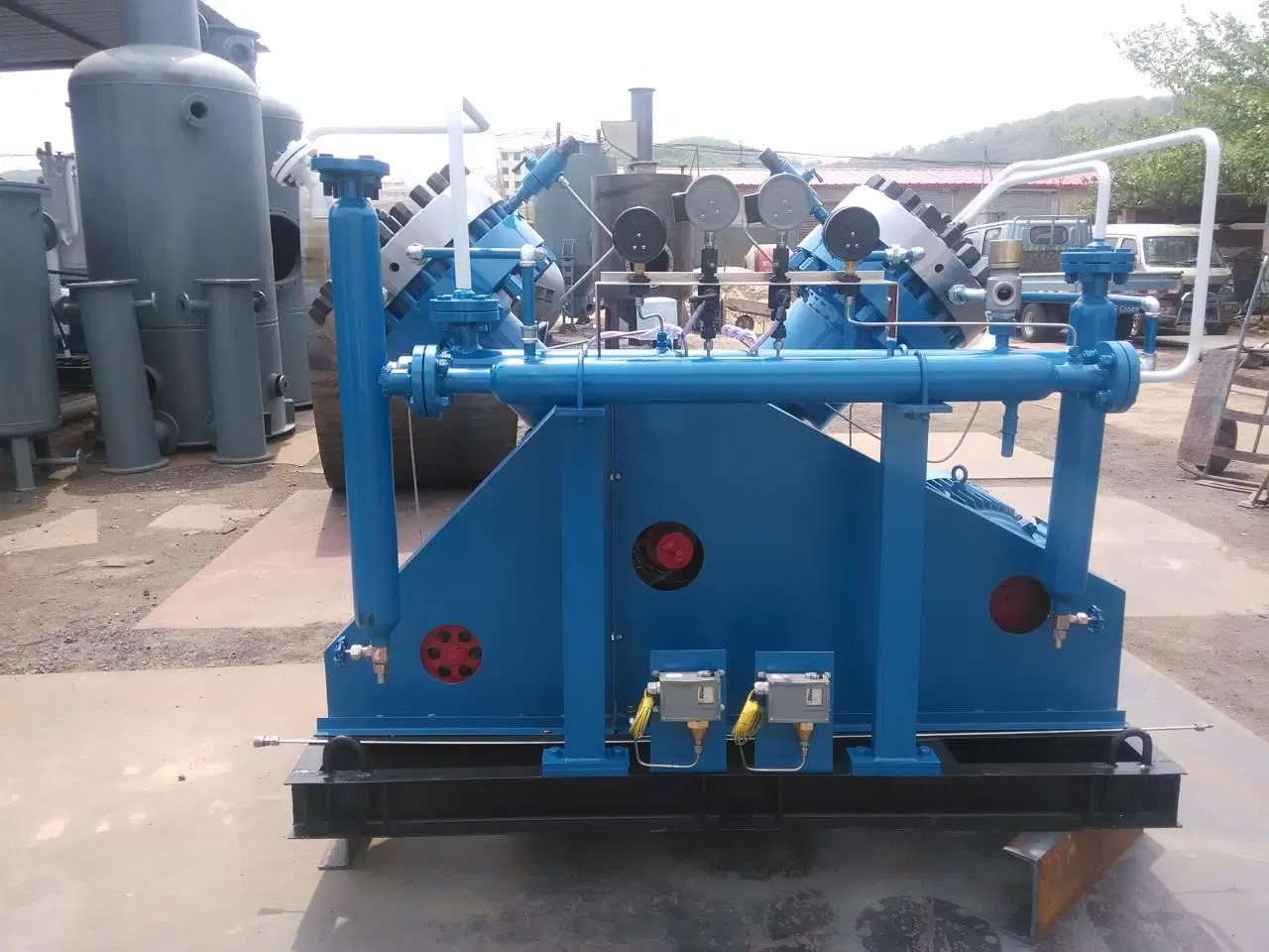 China Manufacturer High Pressure Hydrogen Diaphragm Compressor