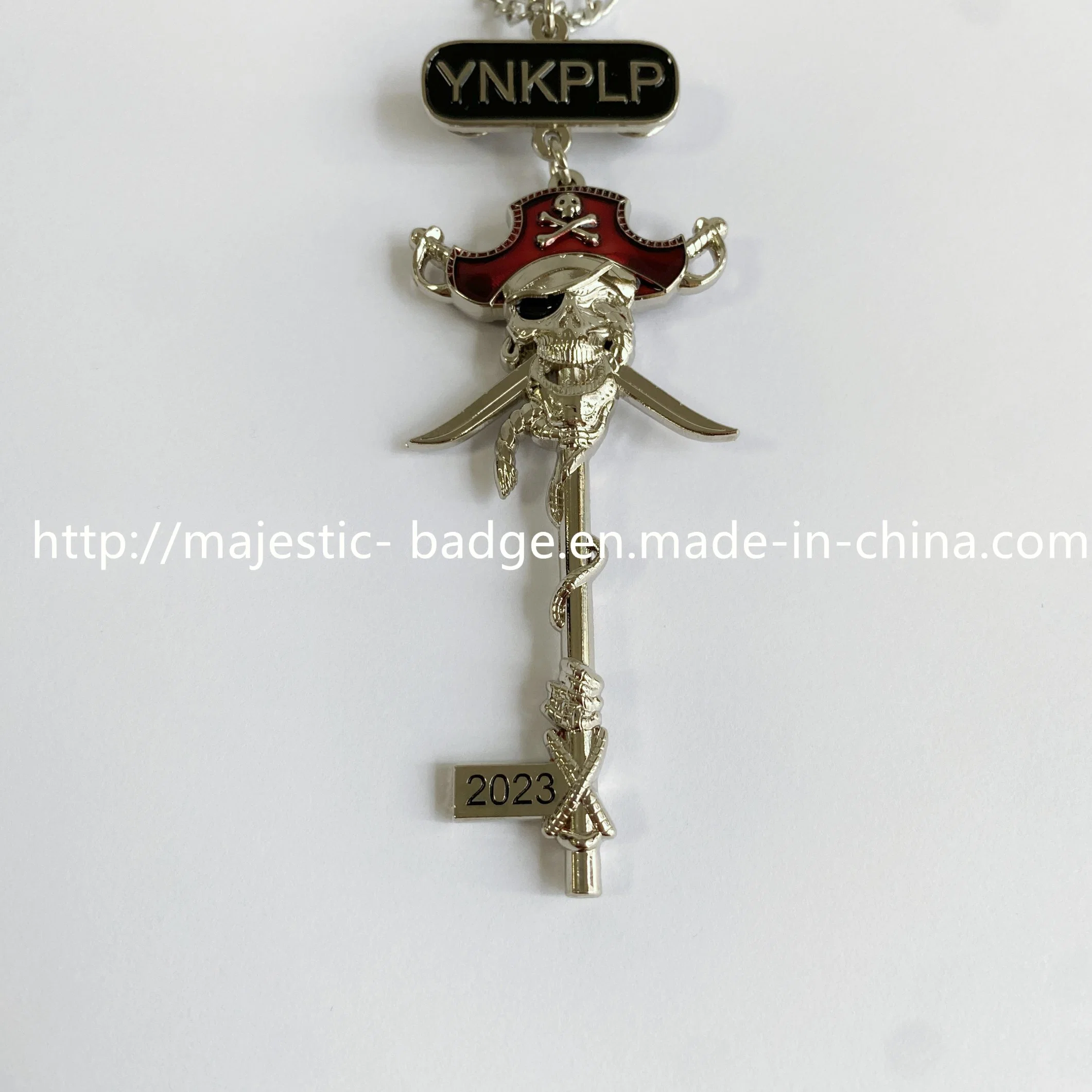 3D Double-Sided Custom Zinc Die Cast Plating Gold Soft Enamel Crystal Cut out Key Pendant with Chain
