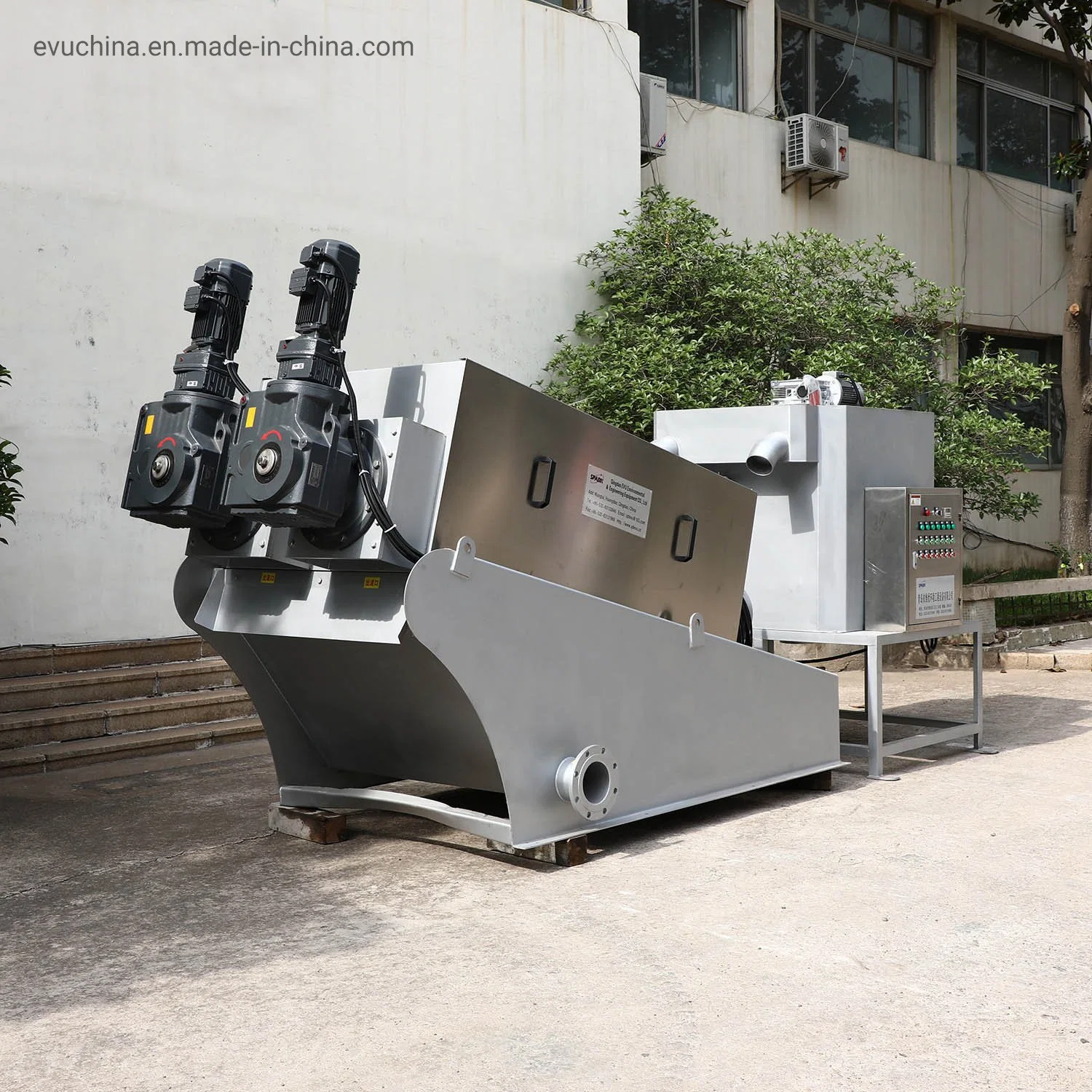 Portable Waste Water Treatment Wave Separator Screw Press Machine Sludge Dewatering System