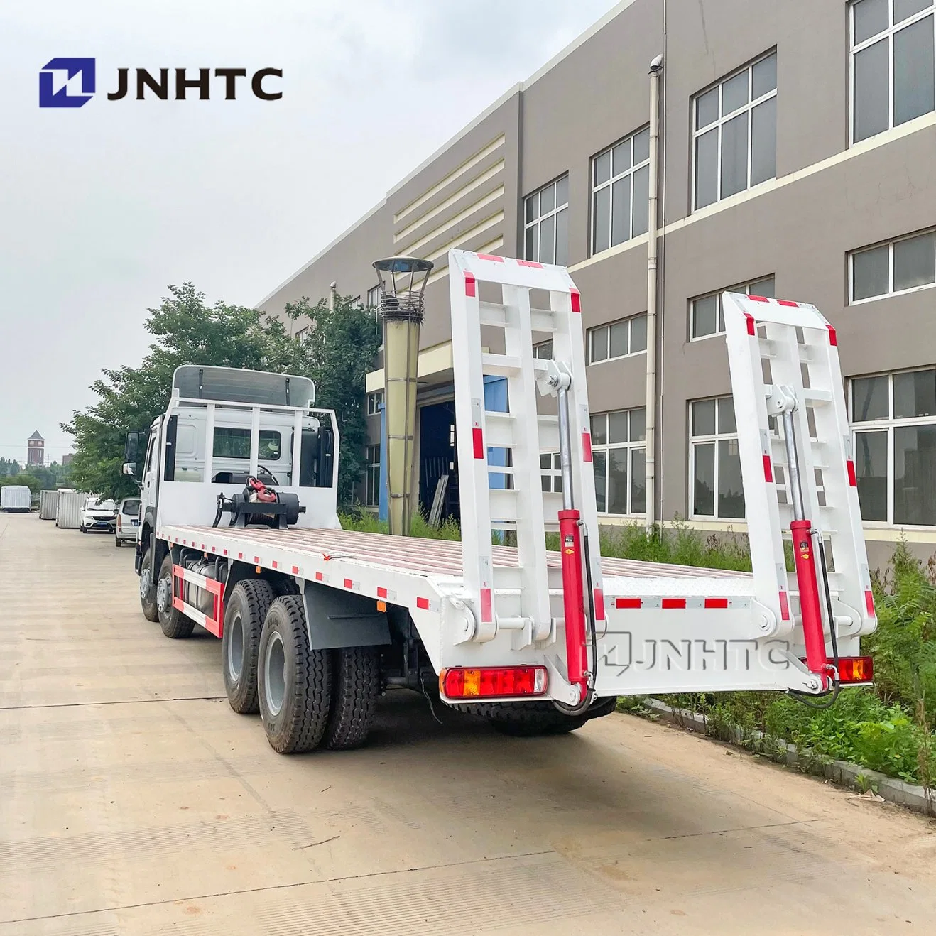 Heißer Verkauf 30 Tonnen 8 * 4 Chinesische Chassis Heavy Duty Sinotruk Road Wracker / HOWO Abschleppen LKW-Recovery-Truck