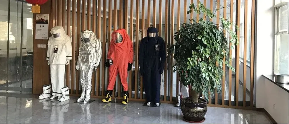 El mando de seguridad de alta calidad uniforme traje de bombero