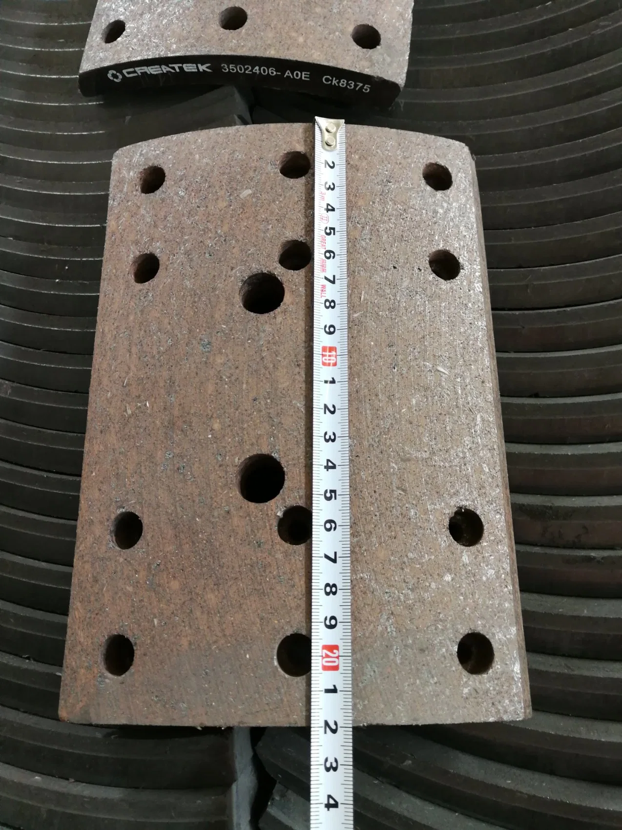 *Top Quality Red Material Brake Lining (QY19496)