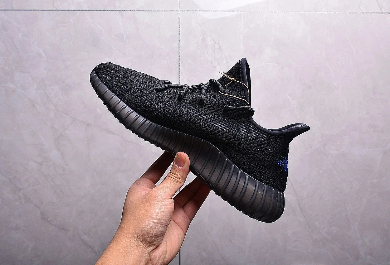 Мужская обувь Putian Оптовая торговля Yeezy Ladies 350 V2 Брендированные беговой модели Обувь