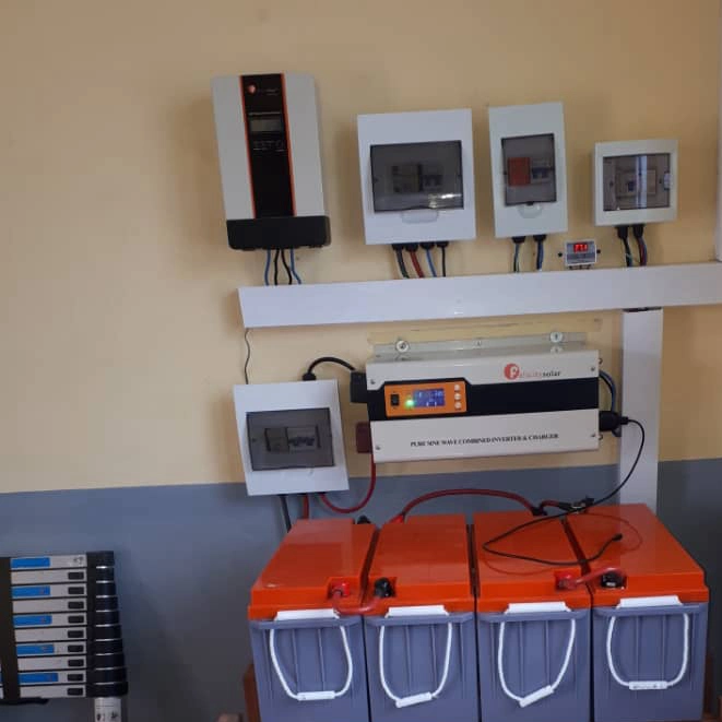 12V 24V Batería de paneles solares regulador de voltaje nominal de 30 a 60 A 80A 120A MPPT Controlador de carga solar con WiFi