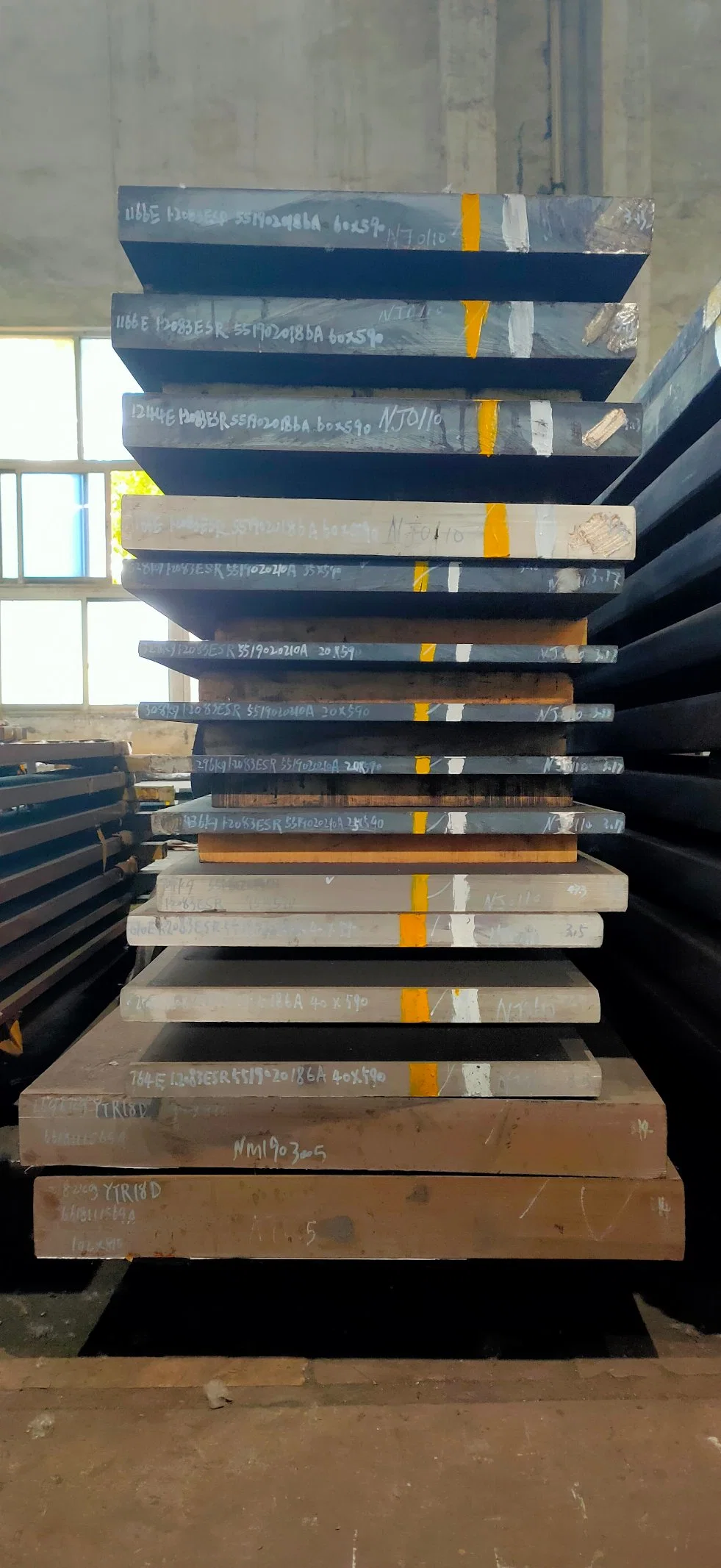 Carbon/ Factory Price/430/S235/R/S355jr/4140/1060/6061/Ss400/Q235B Q355b/Copper/Square/Flat/Cold Drawn/Hot DIP Galvanized/Bearing/Alloy/Steel Bar