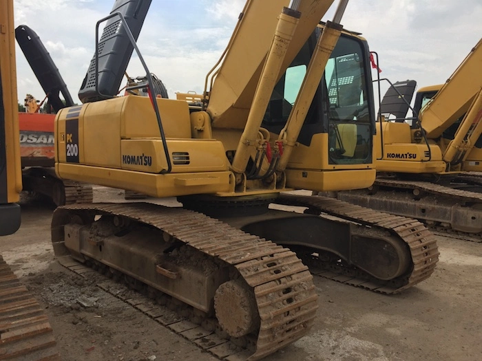 Второй Стороны Komatsu PC200-7 (20t) многофункциональной рукоятки на гусеничном ходу обратной лопаты для тяжелого режима работы экскаватора обратной лопаты