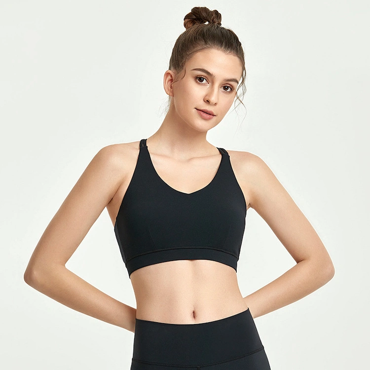 Soutien-gorge de sport sexy à dos croisé, haut de sport personnalisé pour femme, sensation nue, soutien-gorge de yoga sportif blanc pour exercice en salle de sport.