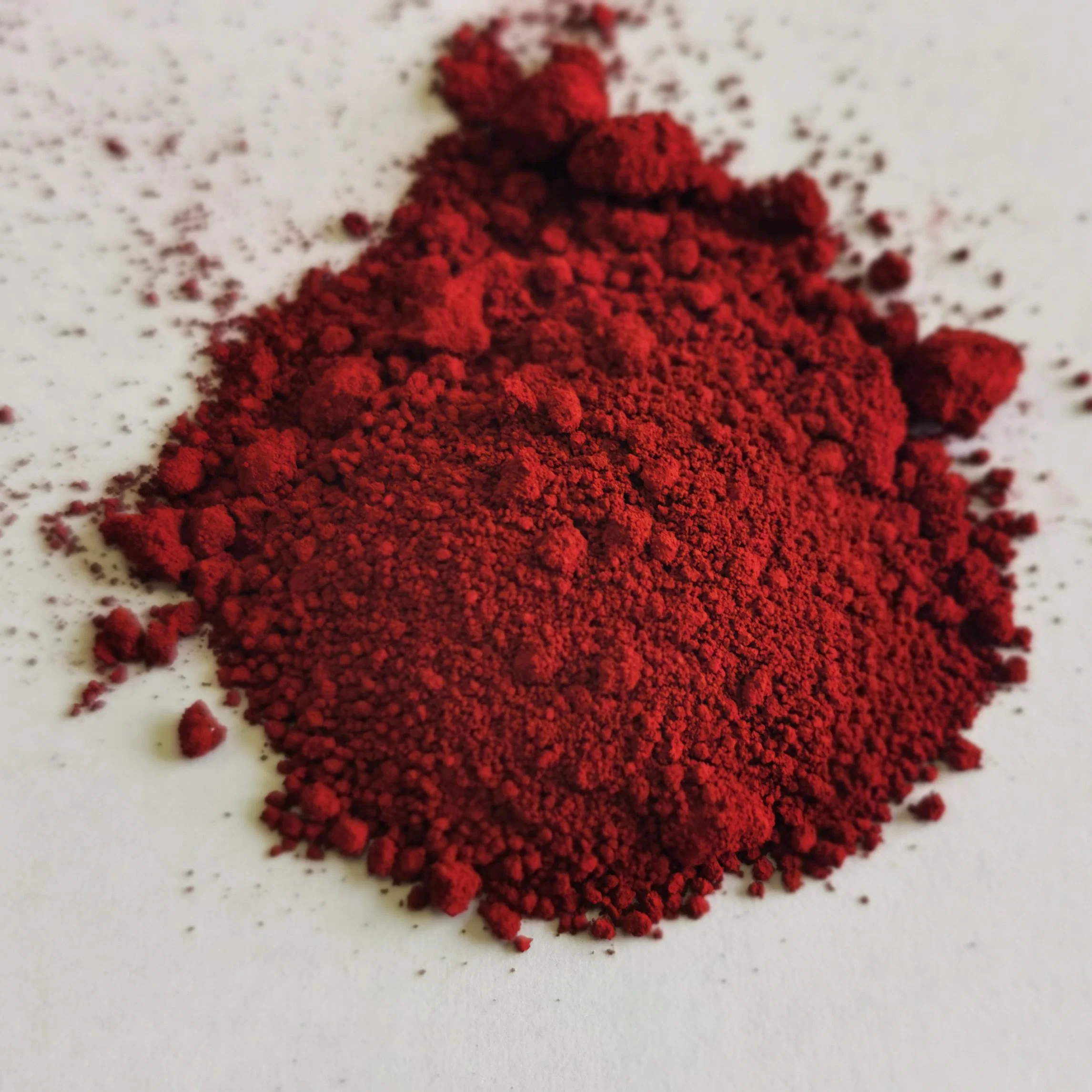 Óxido de hierro de alta calidad de color rojo para asfalto