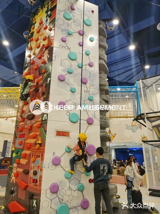 500 Sqm Meland Club Indoor Sports Park Offical Manufacturer Cheer Amusement