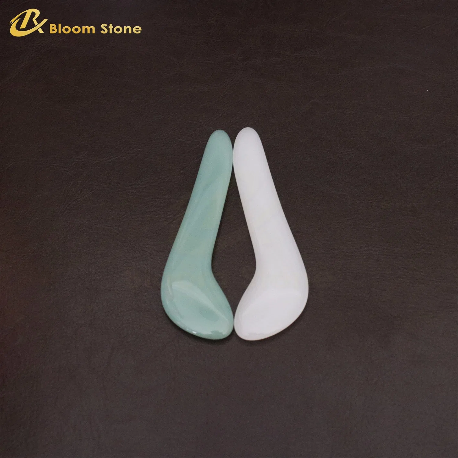 أداة تدليك الوجه بالحجر الكريم الصيني التقليدي Jade Stone Gua Sha تعزيز الدورة الدموية