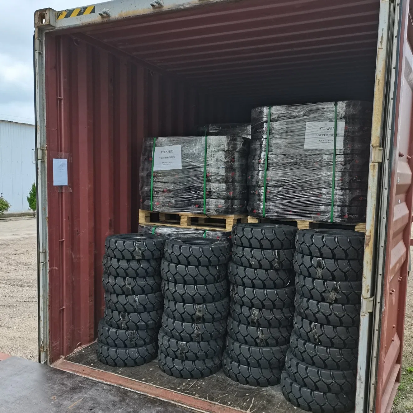 Wholesale/Supplier Manufacturer 6.50-10 28X9-15 Pneumatic Cushion Solid Wheel Tyre for Forklift Trailer Part off Road OTR Heavy Equipment Rubber/Industrial/Forklift Tire