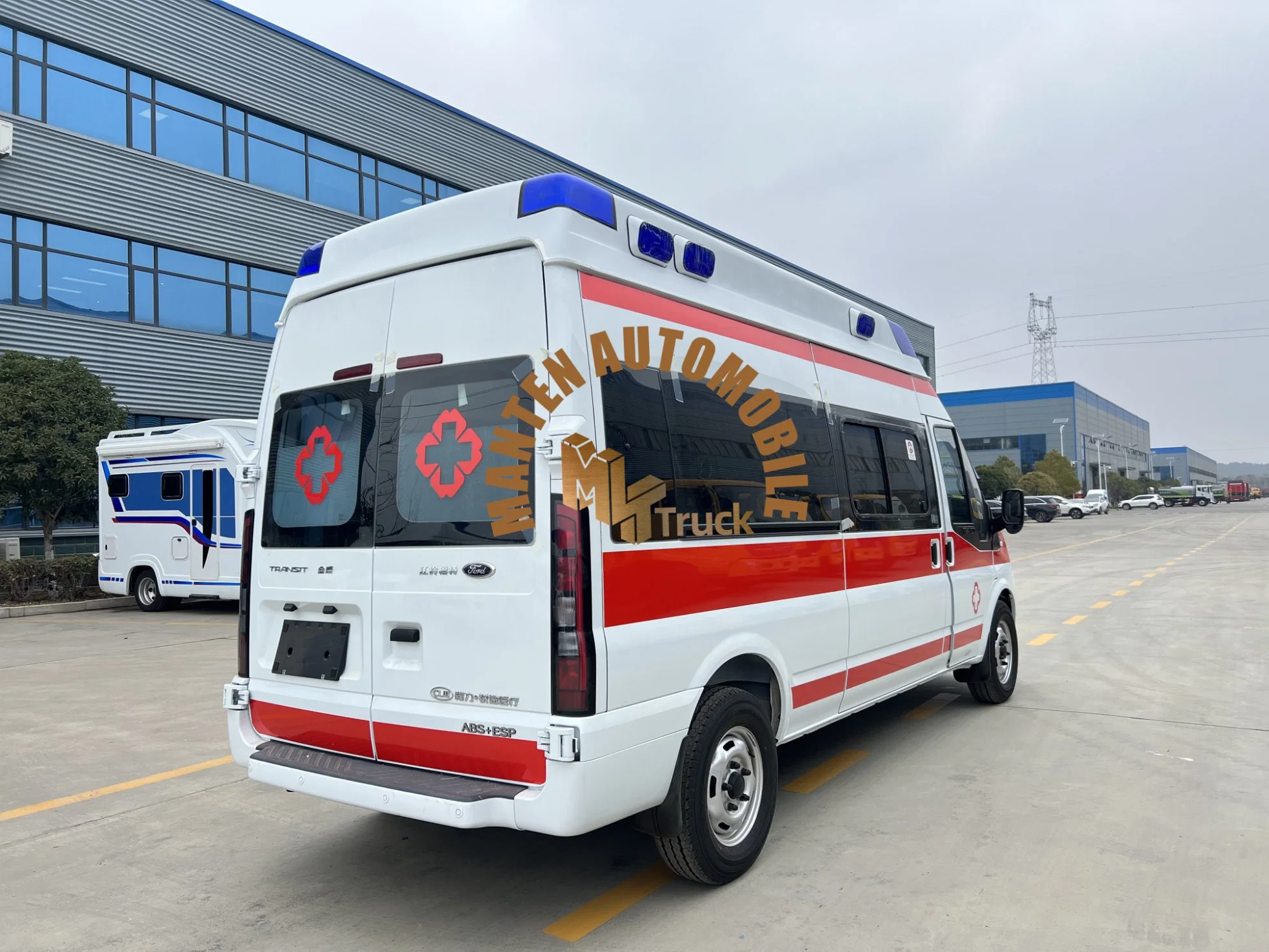 Proveedor de fábrica ambulante profesional ICU vehículo ambulante presión negativa ambulancia