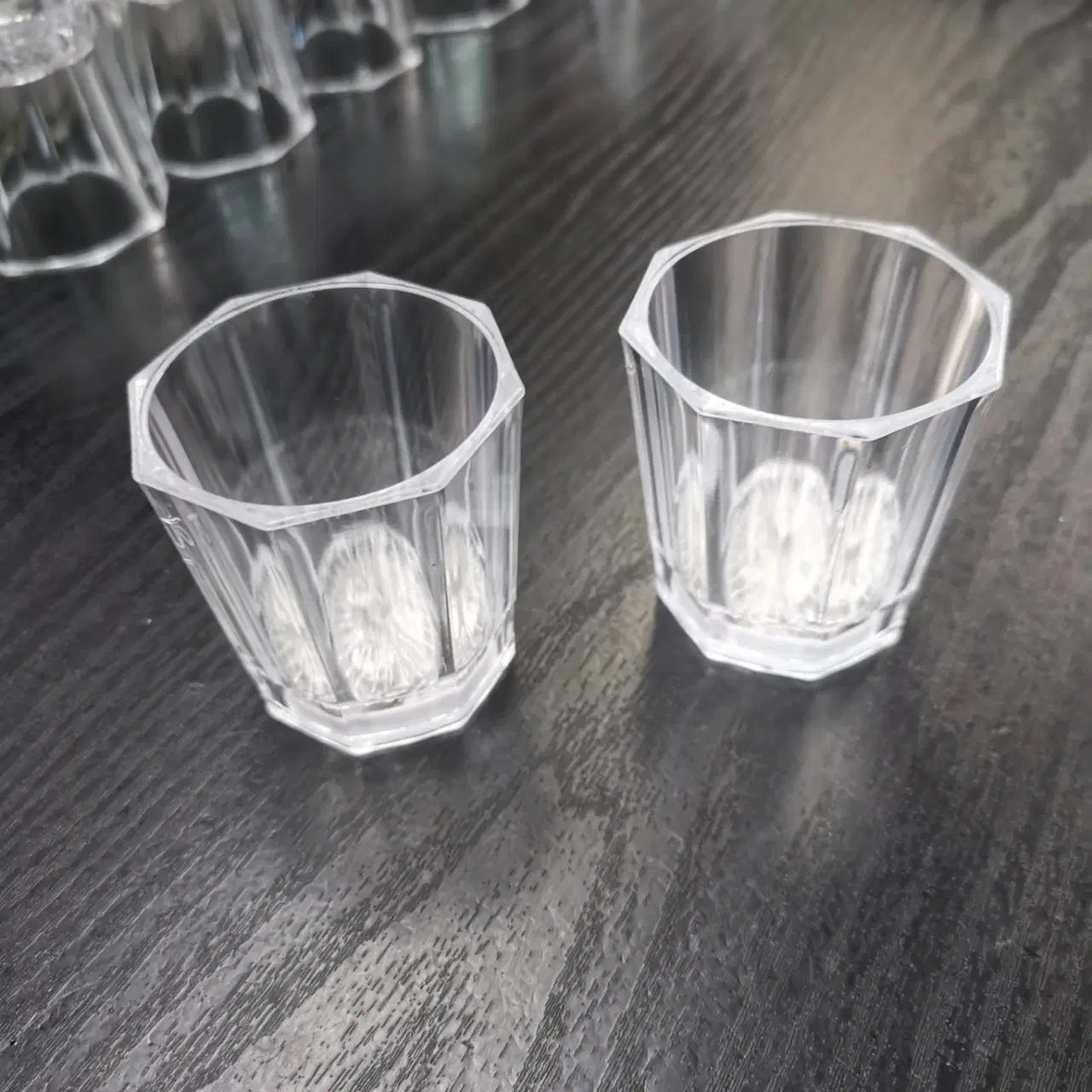 Water Sensitive Luminous Wine Glass Plastic LED Wine Glass for Bar