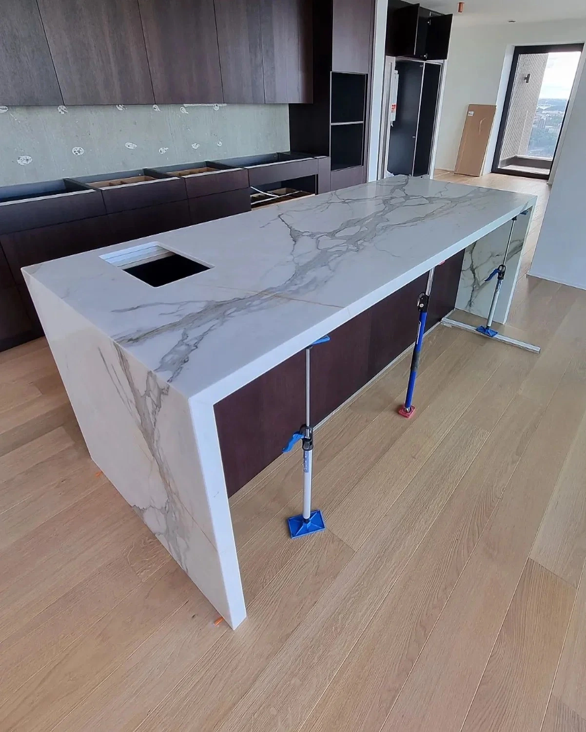 Luxury Real Italy Calacatta White Marble Waterfall Kitchen Island Countertop