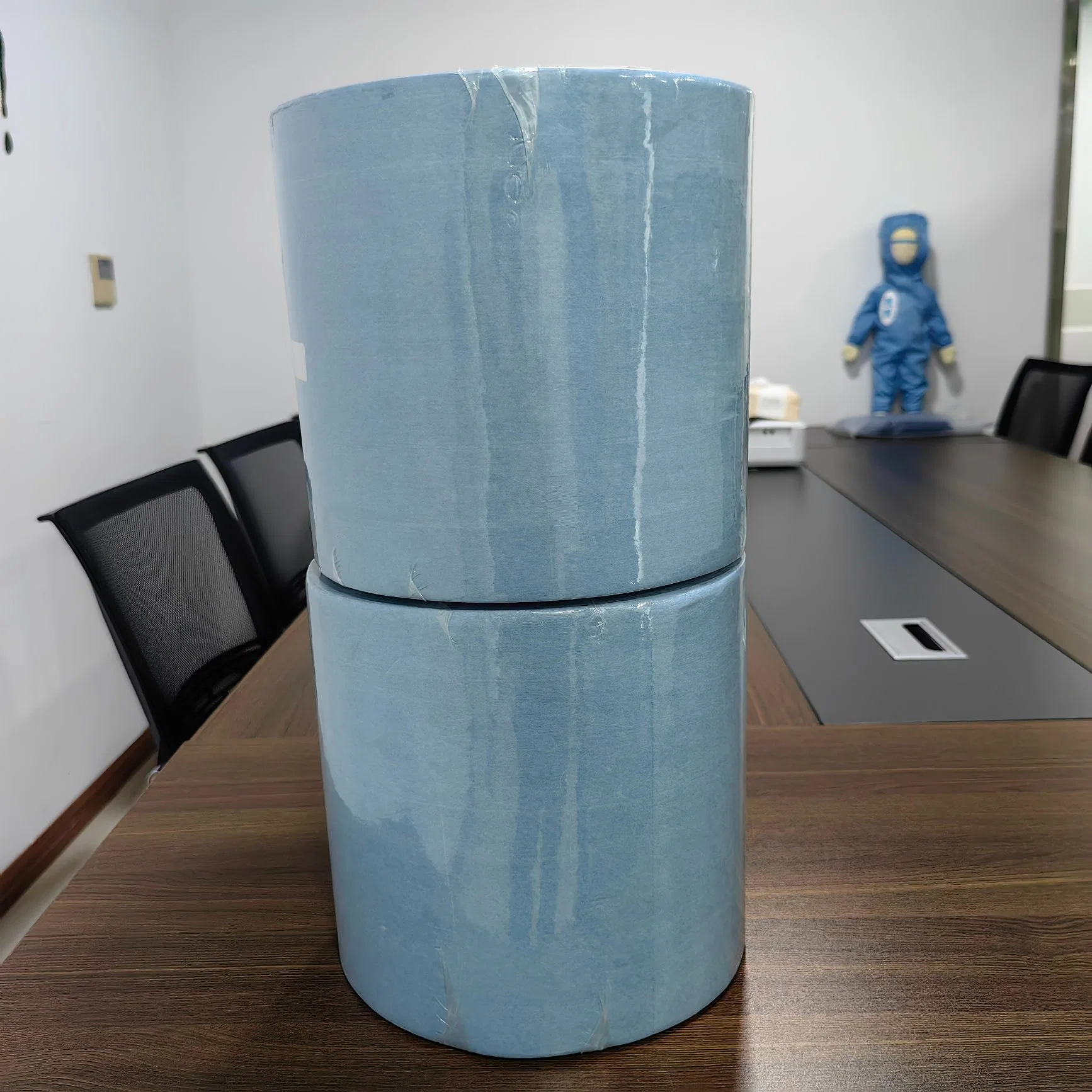 Cleaning and Wiping Roll Disposable Industrial Non-Woven Cleanroom Paper
