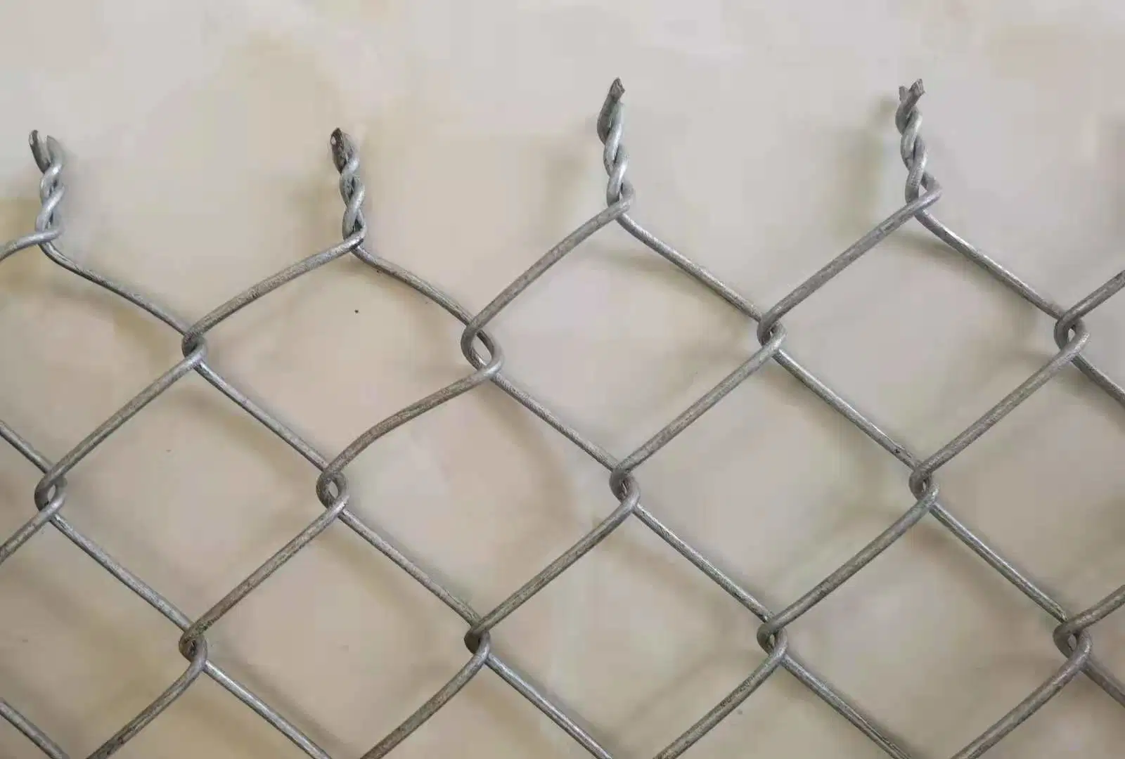 9 Gauge 5*5cm 6 FT Galvanized Diamond Mesh Wire Chain Link Fence