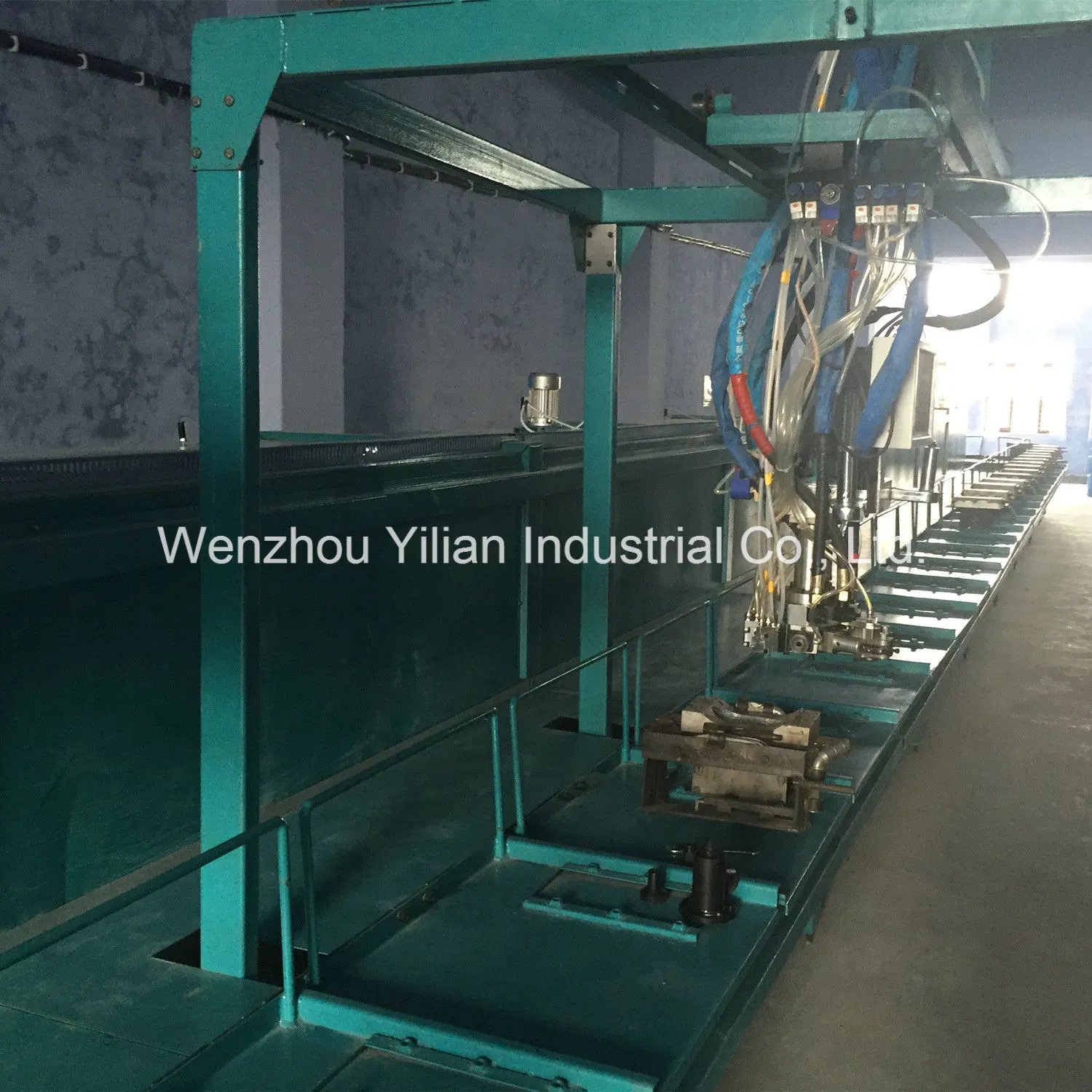 Multiple Color Low Pressure Color Dosing PU Pouring Machine