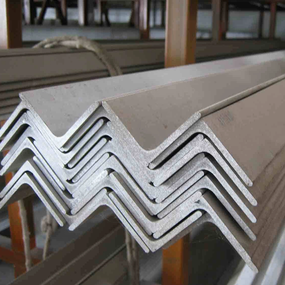 China ASTM AISI JIS Galvanized Slotted Powder Coated Q235B Q345b Equal Unequal Z Angle Bar Steel