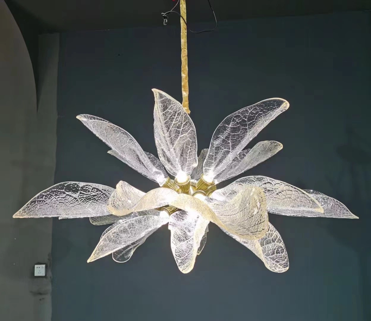 El latón Hand-Made resina transparente deja araña