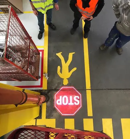 LED Floor Sign Projector Helps Alert Workers and Drivers in Warehouses, Manufacturing, and Other Industrial Operations