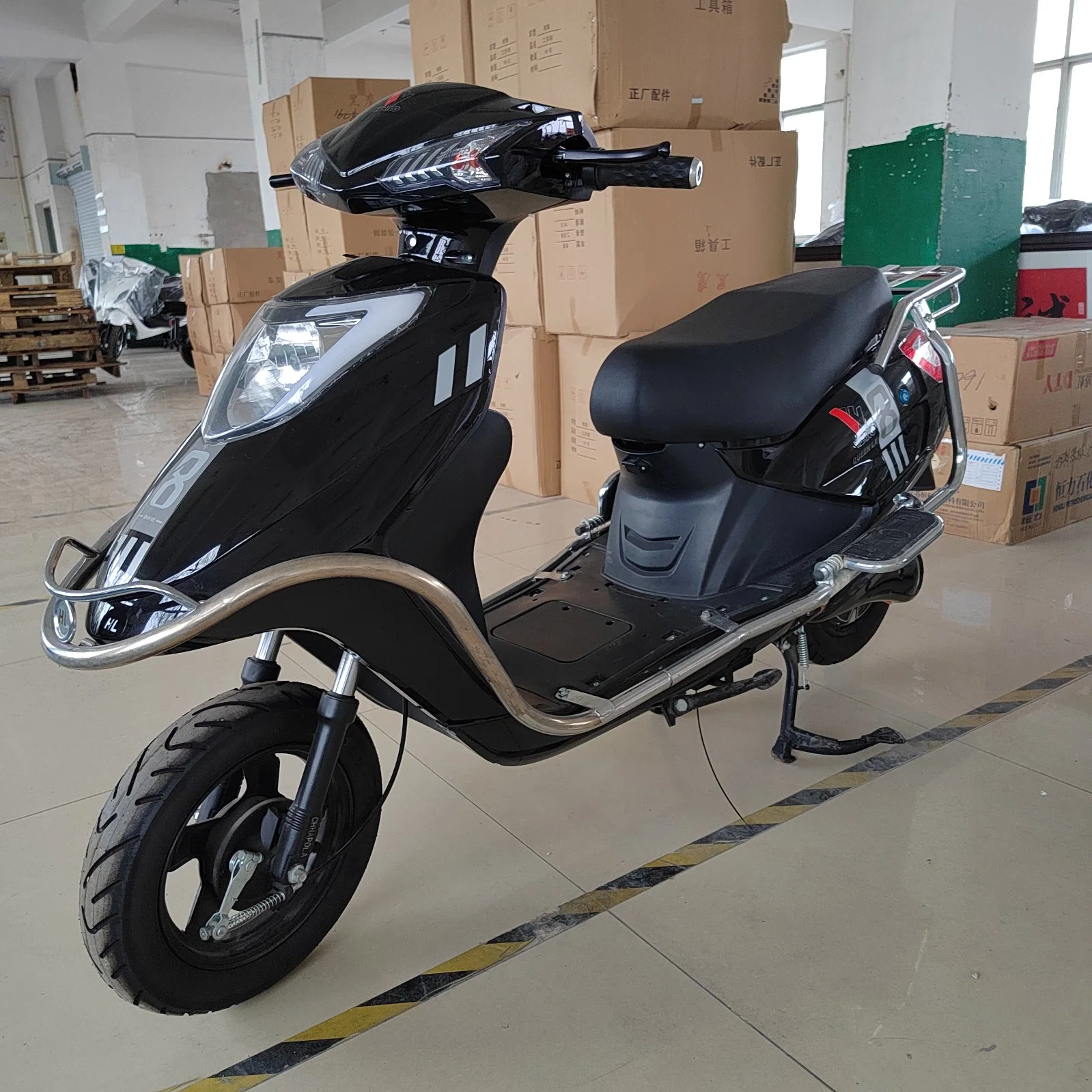 Fashion Electric Vehicle with Good Appearance and Good Quality Electric Motorcycle/Scooter High Safety Performance