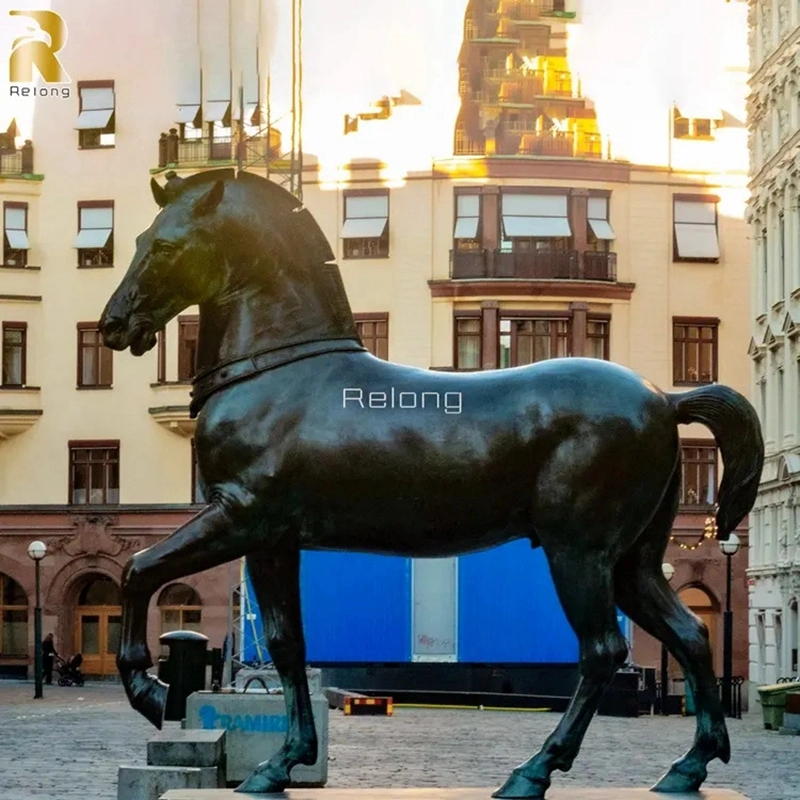 Antike Gussbronze Reiten Pferd Statue Skulptur für Rasen Dekor