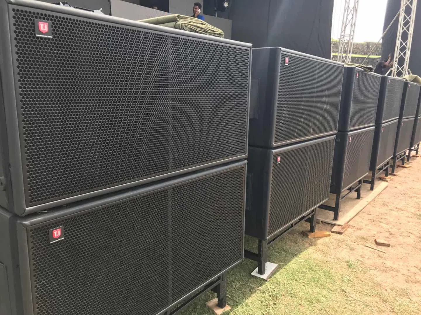 Equipo de audio profesional portátil de altavoces PRO K2 Line Array