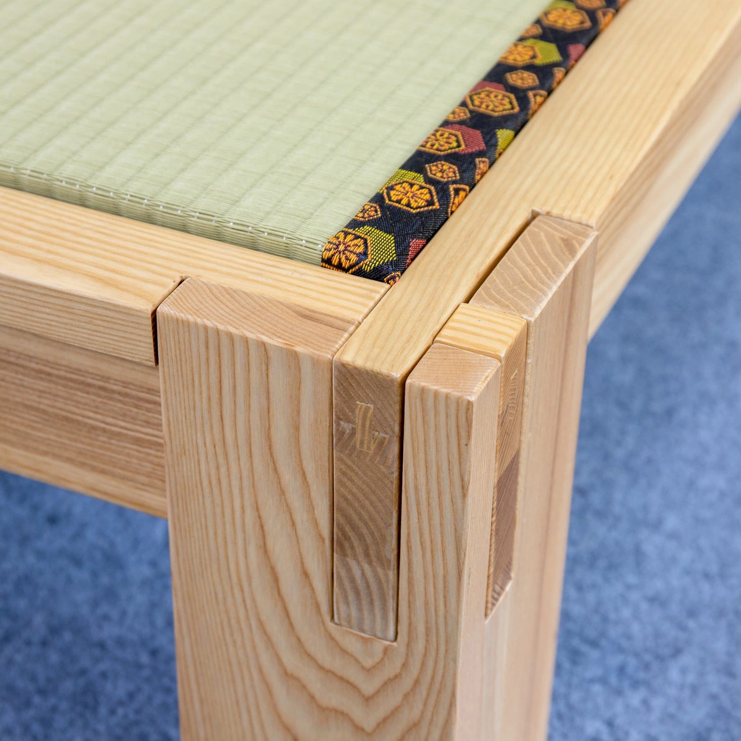 Customize Solid Wood Simple Tatami Bed