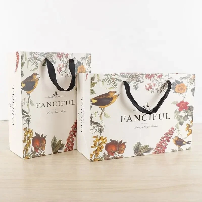 Wholesale Custom Printed Luxury Shopping Gift Paper Bag with Handle