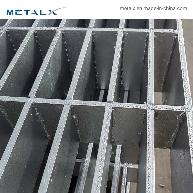 Inoxidable galvanizado estilo serrada de la pasarela de peso estándar de metal de la Plataforma Piso Enrejado de barras de acero