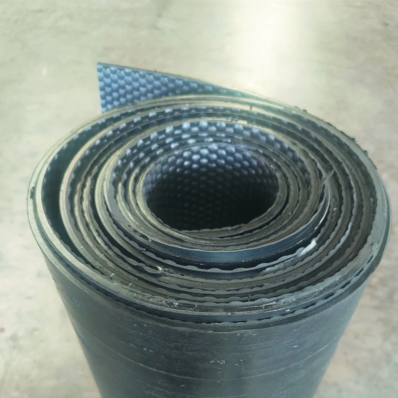 Anti Slip, Wear-Resistant, and Pressure Resistant Black DOT Rubber Sow Pad