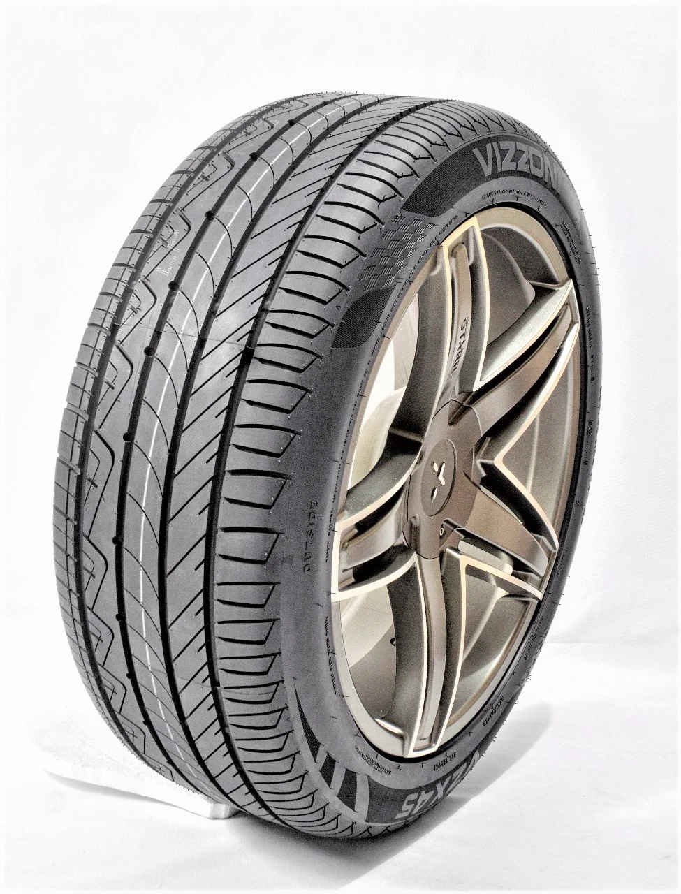 Best car new rubber tire Indonesia Tyres light truck tyres factory supply looking for wholesaler ship from Jakarta port LT235/80R17 LT225/75R16