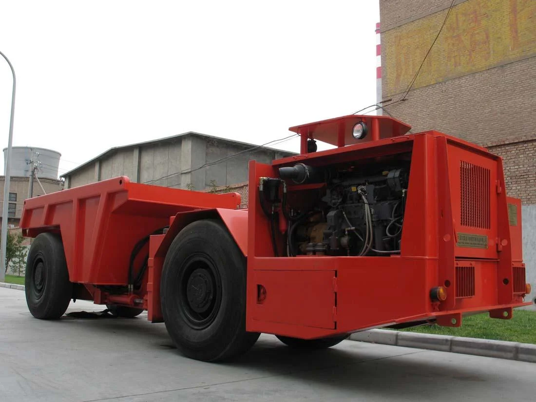 L'exploitation minière de camion à benne Diesel TT208 avec ce matériel minier souterrain robuste chariot bas profil