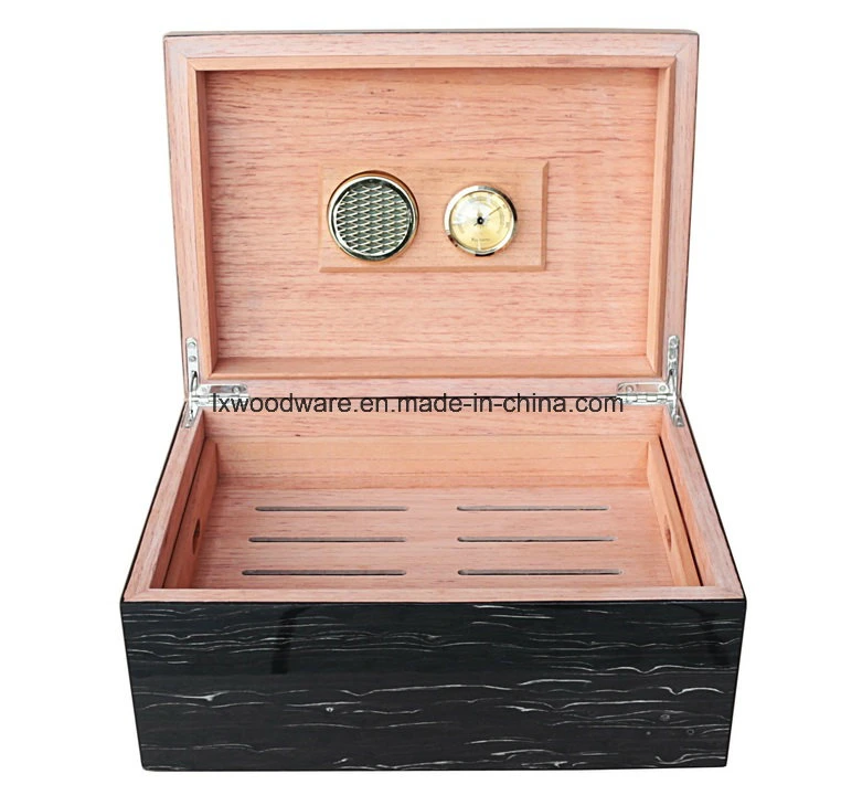 Piano Finish Wooden Cigar Handicraft Box